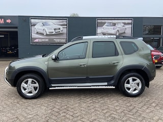 Dacia Duster 1.2 TCe 4x2 Lauréate - Airco - Cruise control - Navigatie - Bluetooth/handsfree - Pdc - Trekhaak