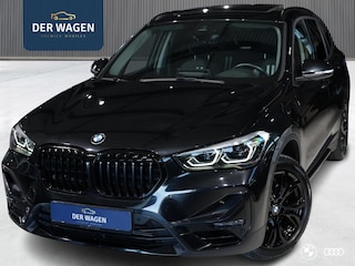 BMW X1 xDr25e SPORTLINE BLACK ED. / PANODAK / HEADUP / TREKHAAK / HIFI / 18"
