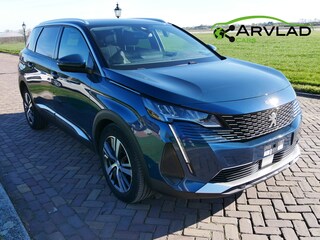 Peugeot 5008 1.5 BlueHDI Allure 6-GR CLIMA NAVI CAMERA 7-SEATS ** 13499 NETTO **