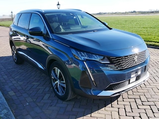 Peugeot 5008 1.5 BlueHDI Allure 6-GR CLIMA NAVI CAMERA 7-SEATS ** 13499 NETTO **