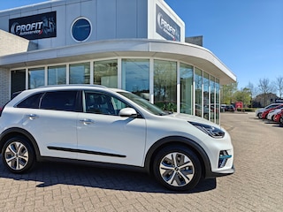 Kia Niro E-Niro DynamicPlusLine 39 kWh / Eerste eigenaar / Schuifdak / Uitmuntende staat / SOH 100%
