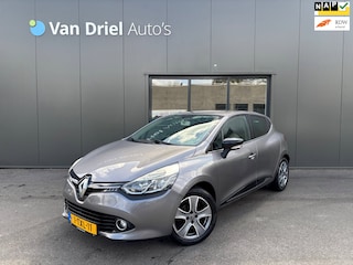 Renault Clio TCe 90 Night&Day / Navigatie / Parkeersensoren achter!