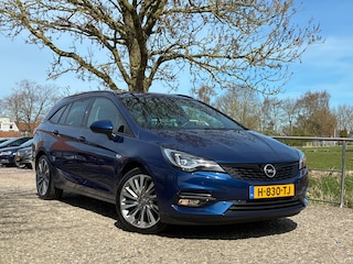 Opel Astra Sports Tourer 1.2 Launch Edition | 1e Eigenaar + Luxe uitvoering + Goed onderhouden nu € 10.975,-!!!