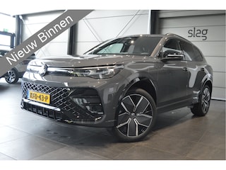 Volkswagen Tiguan 1.5 eHybrid 3X R-LINE Black Style head up 20 inch 272 pk !!