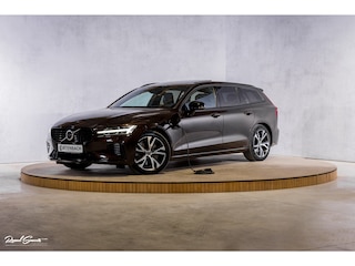Volvo V60 2.0 T6 Recharge AWD R-Design Plug-in Hybrid | Panorama dak | Zwenkbare trekhaak | Memory |