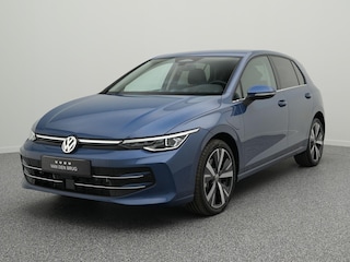 Volkswagen Golf 1.5 eHybrid Style 204 PK | LED Matrix IQ | Achteruitrijcamera | Navigatie Via Smartphone | Side Assist |