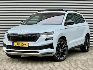 Skoda Karoq 1.5 TSI ACT Sportline Business DSG | Panorama | Navigatie | Dealer Onderhouden | 1e Eigenaar