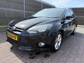 Ford Focus Wagon 1.0 EcoBoost Titanium LEES TEKST | RIJDT EN SCHAKELT GOED
