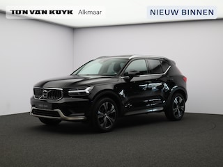 Volvo XC40 1.5 T3 Inscription / Panoramadak / Lederen Bekleding / Stoelverwarming / Carplay / Elektrische Kofferklep / Getint Glas /