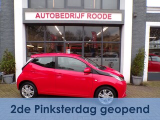 Toyota Aygo 1.0 VVT-i x 5-Drs AIRCO,CAMERA,NIEUWE APK !!