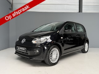Volkswagen Up 1.0 high up! Airco | Navigatie | 5 drs