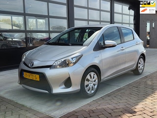 Toyota Yaris 1.5 Full Hybrid Aspiration | Automaat | Navigatie