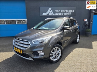 Ford Kuga 1.5 EcoBoost Titanium AWD, trekhaak