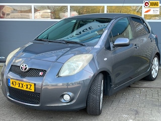 Toyota Yaris 1.8 VVTi TS Sport 5Drs*Camera*MultiMedia*Airco*133PK*Keyless*AllSeason
