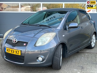 Toyota Yaris 1.8 VVTi TS Sport 5Drs*Camera*MultiMedia*Airco*133PK*Keyless*AllSeason
