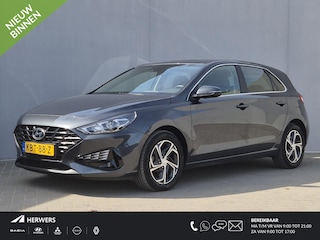 Hyundai i30 1.0 T-GDi MHEV Comfort Smart / Dealer onderhouden / Fabrieksgarantie tot 09-2028 / Navigatie d.m.v. Apple carplay/Android auto / Stuur- & Stoelverwarming / Achteruitrijcamera / Cruise control / Keyless Entry/Start / Climate control /