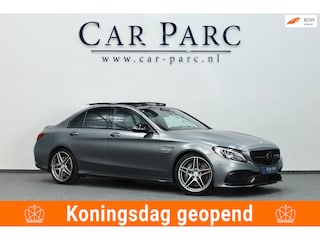 Mercedes-Benz C-klasse AMG 63 MATT/CARBON/KUIPSTOELEN/SFEER/PANO/HALF LEDER+ALCANTARA+S.VERWARMING/19" LMV/CAM/ACC/12 MDN GARANTIE
