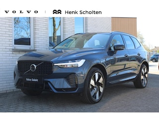 Volvo XC60 2.0 T6 Plug-in hybrid AWD Ultra Dark | Panoramadak | Voorin automatische verstelbare stoelen met geheugen | Dodehoek detectie | Trekhaak | 360 graden camera | Stoelverwarming voor- en achterin | Andriod Auto | Apple CarPlay