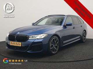BMW 5-serie Touring 530e M Sport PHEV 293pk Dealer O.H. | Panodak | Adaptive Cruise | 360 Camera | Harman / Kardon | Lederen Comfortzetels Memory & Verwarmd | Adaptive LED | Apple Carplay | Blis | Sfeerverlichting | Navigatie | DAB | Plug In Hybrid |