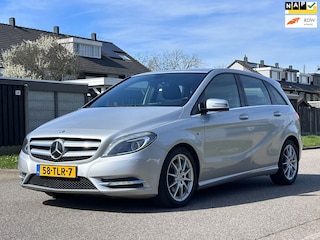 Mercedes-Benz B-klasse 180 Ambition Automaat*Leder*Navigatie*Cruise*NAP*Airco*Xenon*LM velgen*
