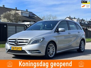 Mercedes-Benz B-klasse 180 Ambition Automaat*Leder*Navigatie*Cruise*NAP*Airco*Xenon*LM velgen*