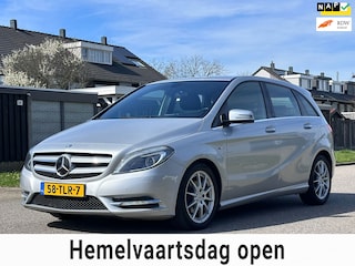 Mercedes-Benz B-klasse 180 Ambition Automaat*Leder*Navigatie*Cruise*NAP*Airco*Xenon*LM velgen*