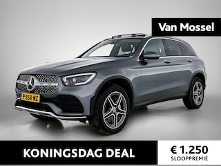 Mercedes-Benz GLC 300e 4MATIC Premium Plus 320 PK | Automaat | Elektrische Trekhaak | Elektrisch Panorama Dak | Elektrische stoelverstelling met geheugen | Stoelverwarming | 360 Camera | Navigatie | Elektrische Achterklep |