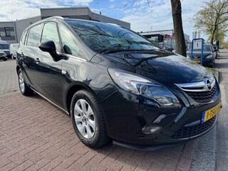 Opel Zafira Tourer 1.4 120pk Business+ 5persoons 144.000km Airco,Cruisecontrol,Navigatie
