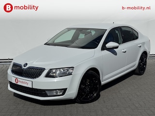 Skoda Octavia 1.4 TSI Greentech Ambition Businessline Trekhaak 1.500KG | Verwarmde voorstoelen | DAB | Cruise Control