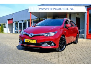 Toyota Auris 1.8 Hybrid Volcano Edition Aut. Pano|Navi|Clima|Cam