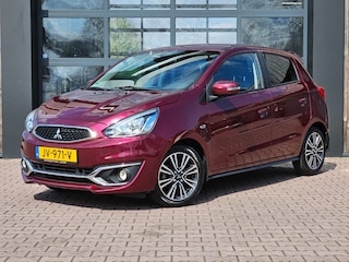 Mitsubishi Space Star 1.2 Instyle | Automaat | Xenon | Carplay | PDC | LMV | All-seasons |