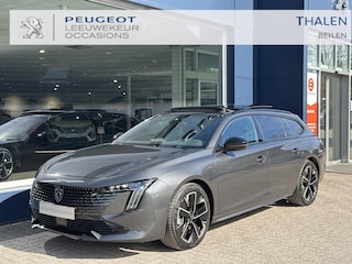 Peugeot 508 SW 1.6 HYbrid 225 PK GT | Facelift Model | Meest Complete Uitvoering | Slechts 8.000 KM | Volledig Lederen Bekleding | Glazen Panorama Schuif-/Kanteldak | Stoelverwarming & Massage | Plug-In Hybride Automaat | Night Vision | 360 Graden Camera | Navigatie | Climate Control | Adaptieve Cruise Control | Keyless Entry | Elektrische Kofferklep | 18" Lichtmetalen Velgen |