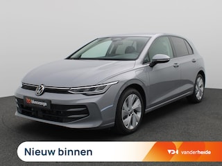 Volkswagen Golf 1.5 eHybrid Life Edition 204PK DSG Trekhaak, Memorystoel, Ergo Active Stoelen, 17" LM Velgen, Keyless, Side Assist, Stoel-Stuurverwarming, Navi via Apple Carplay/Android Auto
