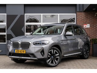 BMW X3 xDrive30e Business Edition Plus | Panorama | Head-Up | Trekhaak | Laser | Comfort Access | 19' Inch |