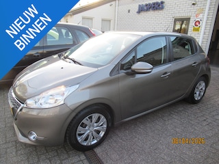Peugeot 208 1.2 VTi Envy