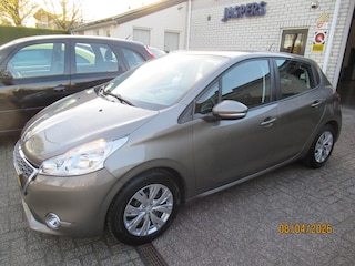 Peugeot 208 1.2 VTi Envy