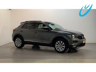 Volkswagen T-Roc 1.5 TSI 150pk DSG Sport LED Camera Stoelverwarming Navigatie