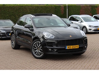 Porsche Macan 2.0 / 1e Eign. / Trekhaak / Panoramadak / Camera / Luchtvering / Leder / 20'' / Dodehoek / DAB / Stoelverwarming / Cruise Control