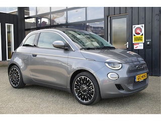 Fiat 500 La Prima 42 kWh | SOH 100 % | Cabriolet | Leer | Carplay |