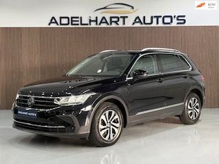Volkswagen Tiguan 1.5 TSI Elegance Automaat DSG / Navigatie full map / Adaptive Cruise / Climate control / Camera / etc..