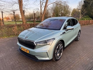 Skoda Enyaq Iv 80 First Edition SOH 90,5%/Warmtepomp/Pano/Trekhaak/360Camera/Matrix/Acruise/Fabrieksgarantie