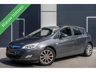 Opel Astra 1.4 Turbo Anniversary Edition Navi|Trekhaak!