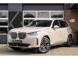 BMW X3 30e xDrive | Harman/Kardon | Head-Up | Memory Seats | Trekhaak | Driving Ass. Plus | 360° | 20 Inch |