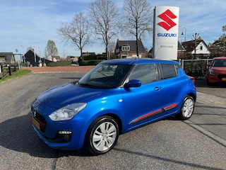 Suzuki Swift 1.2 Select // Honingraat grill // Stootlijst met rode bies // Fris kleurtje // Rijklaarprijs!