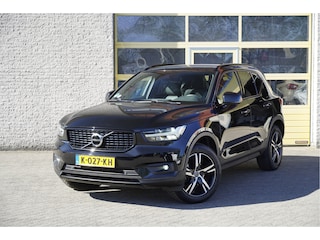 Volvo XC40 1.5 T2 Automaat! R-Design BJ2021 Lmv 18" | Led V+A | Pdc | Keyless entry | Elek. trekhaak | Elek. achterklep | Achteruitrijcamera | App-Connect | Navi | Climate control | Cruise control | Lederen Sportstoelen | Verwarmde voorstoelen | Zwarte hemel