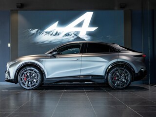 Alpine A390 GT |  Gris Tonnerre mat | Pack Driving: Active Driver Assist, Emergency Brake Assist & Handsfree Parking | Devialet® XtremeSound audiosysteem | Decorpanelen dashboard en middenconsole in geweven carbon | Alpine sportstoelen met geperforeerd Alcantara®, elektrisch en verwarmd |