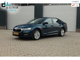 Skoda Octavia 1.0 e-TSI Business Edition - Automaat - Carplay / Android Auto