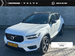 Volvo XC40 2.0 T4 R-Design | Trekhaak | Panoramadak | Achteruitrijcamera | Navigatie | Apple Carplay | Android Auto | Stoelverwarming | Keyless Entry | Elektrische Achterklep