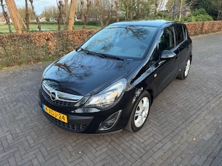 Opel Corsa 1.2-16V Design Edition/Stoelverwarming/Navi/Hleer/clima/APK