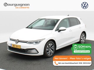 Volkswagen Golf 1.4 eHybrid 204 Pk Automaat Style | Parkeersensoren | Climatronic | Adaptive Cruise | Stoelverwarming | CarPlay | 16 Inch | 79.772 Km !!
